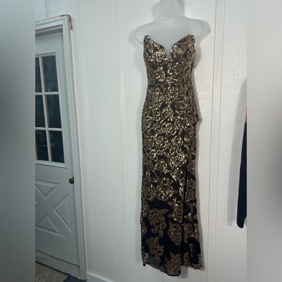 Blondie Nites Strapless Sequin Dress Size 3 NWOT - Picture 2 of 16